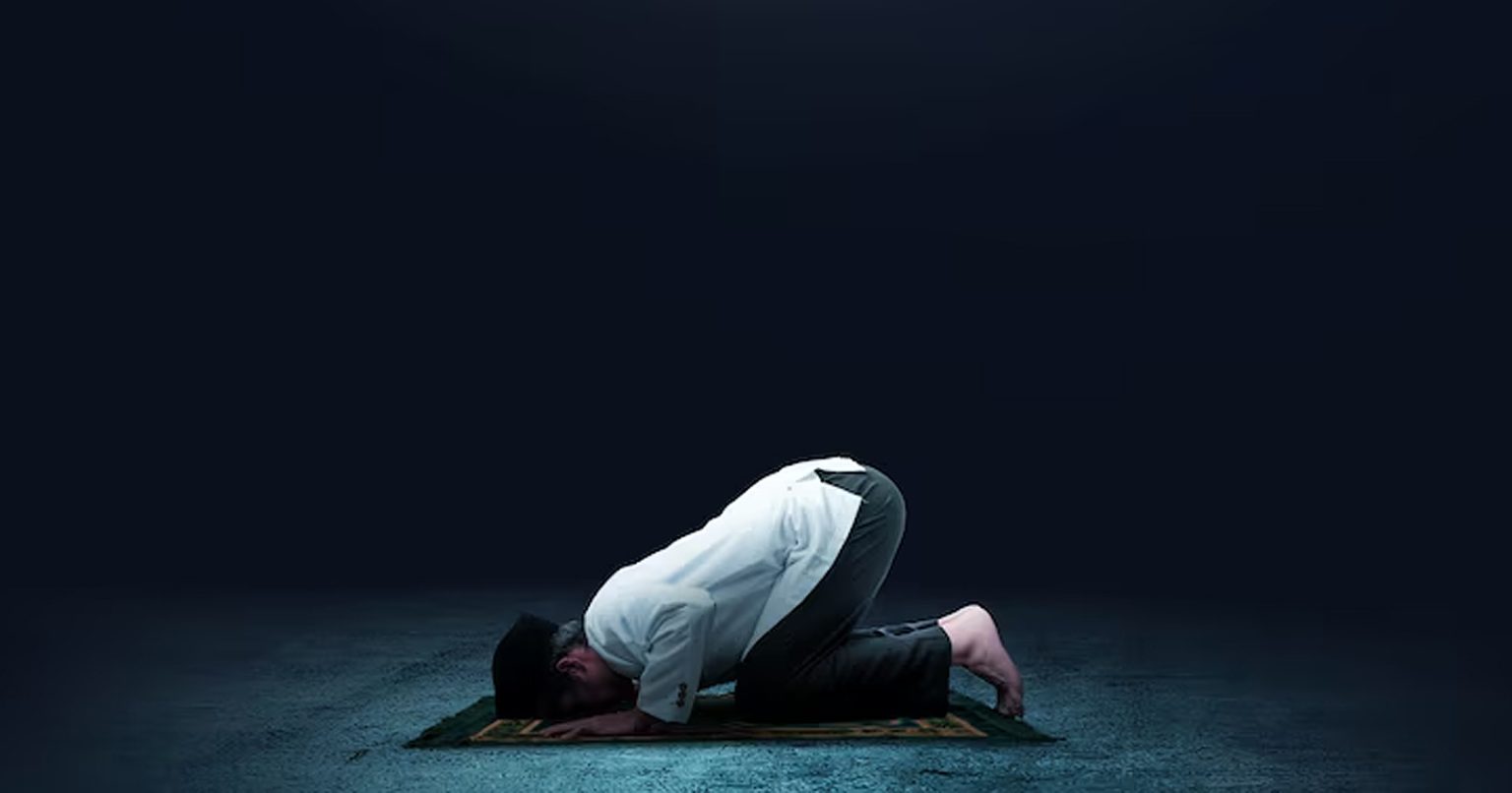 Sujud Tilawah Bacaan Arti Tata Cara Dan Keutamaan Melakukannya