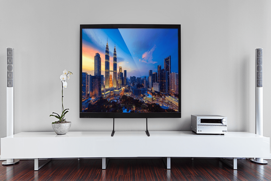 5 Perbedaan TV LED dan LCD - Blibli Friends
