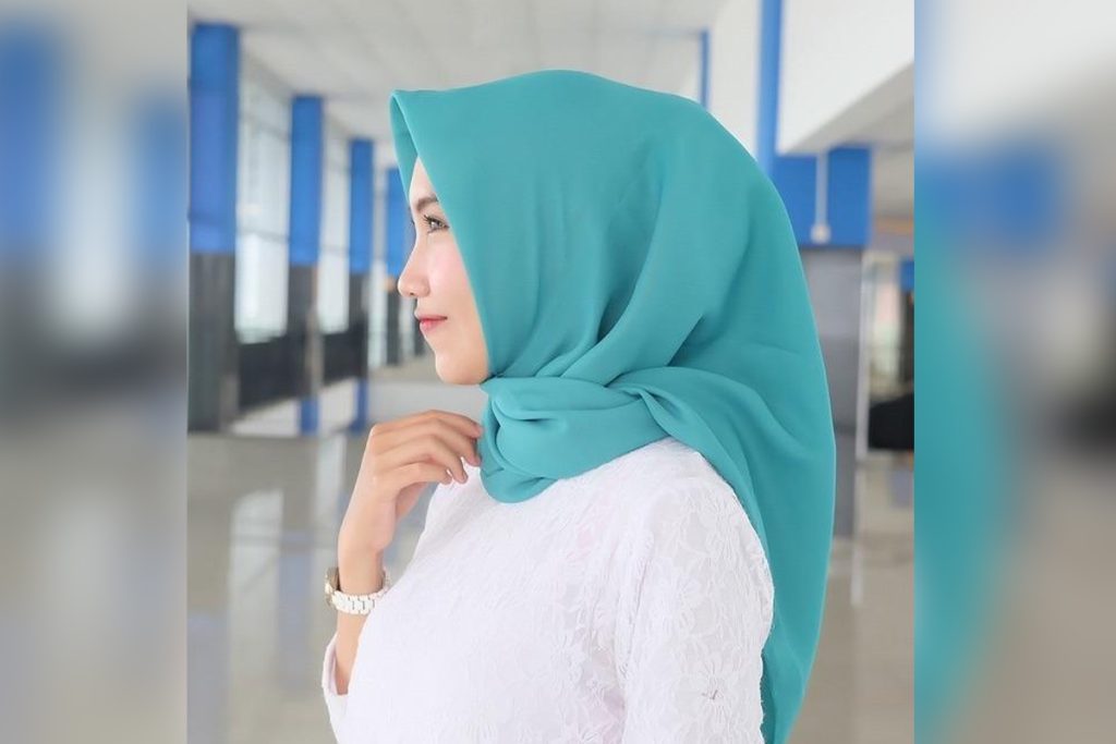 Yuk Intip 5 Kerudung Yang Cocok Untuk Baju Warna Hijau Tosca Blibli Friends 4522