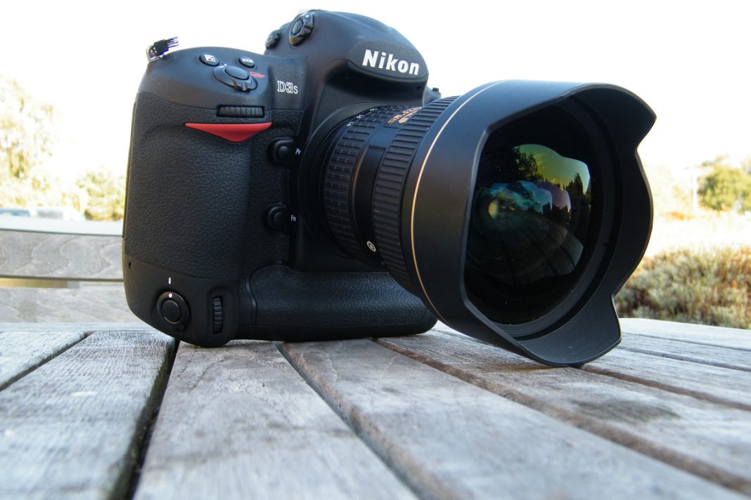 nikon d3s d3x