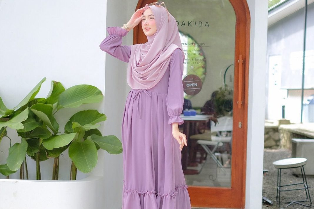 7 Ide Warna Jilbab yang Cocok dengan Gamis Lilac, Mana Favoritmu