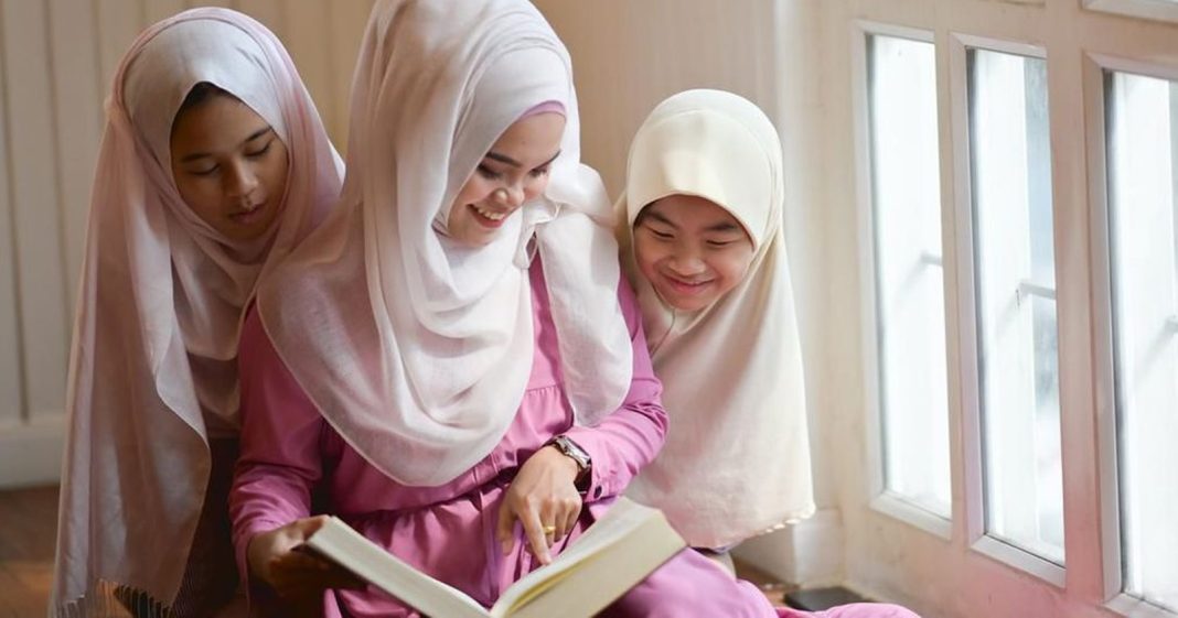 Hadist Tentang Berbakti Kepada Orang Tua - Blibli Friends