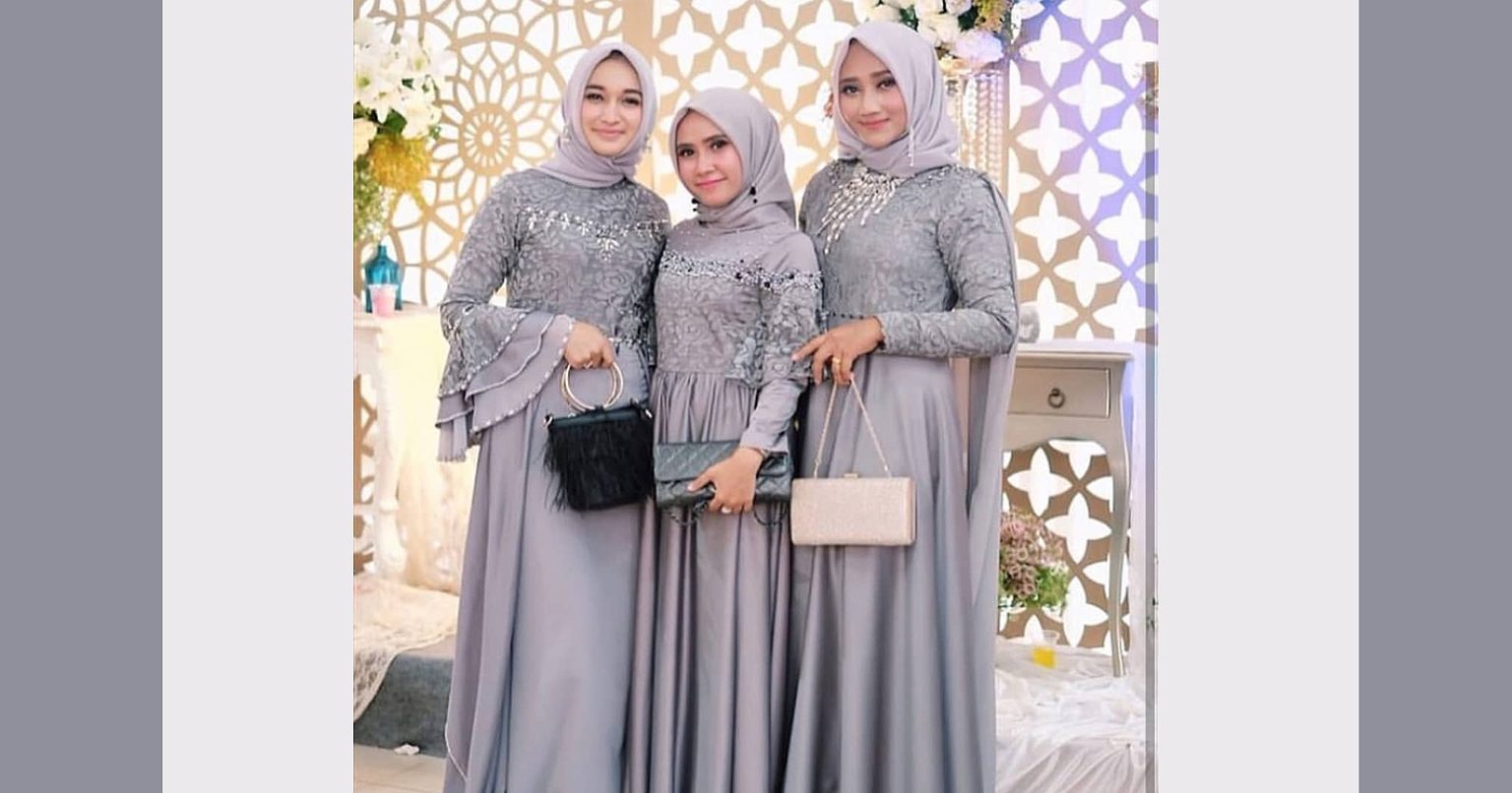 Kebaya on sale bridesmaid hijab