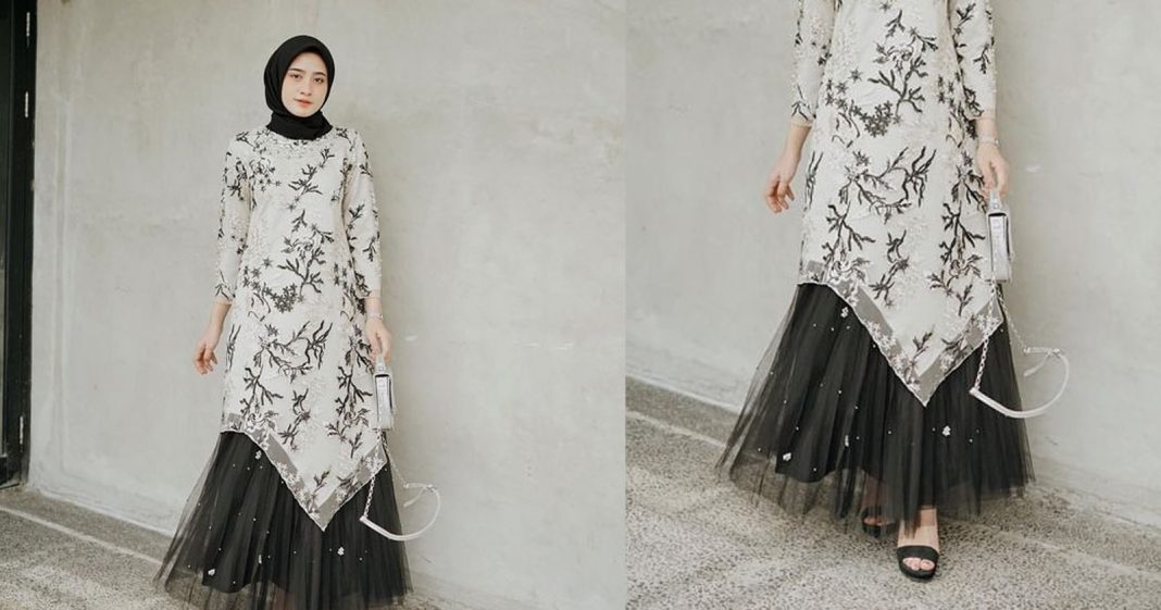 7 Ootd Rok Tutu Hitam Hijab Lebih Stylish And Modis Blibli Friends 1181