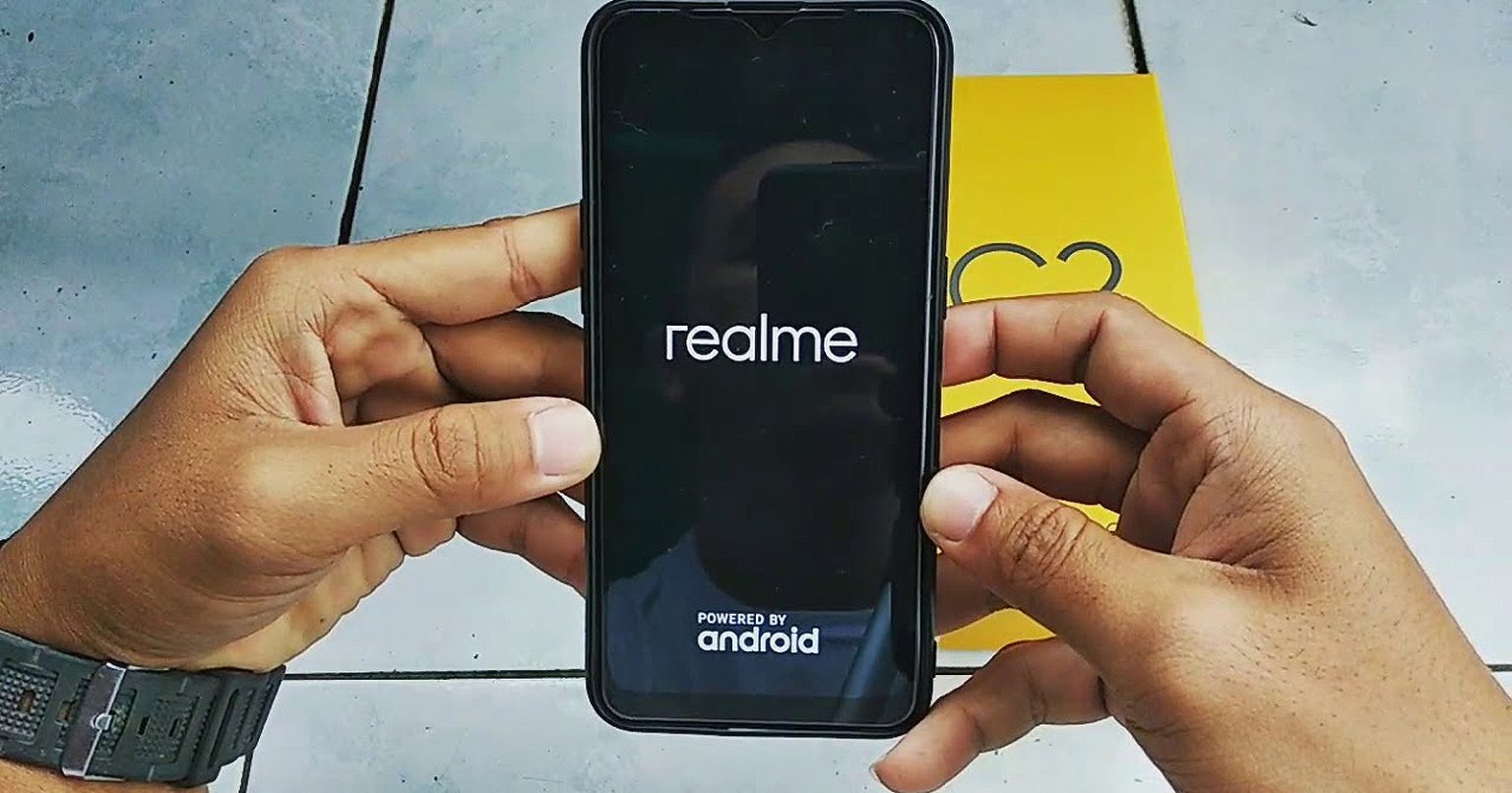 7 Cara Mengatasi HP Realme Tidak Bisa Disentuh, Jangan ke Konter Dulu Ya!