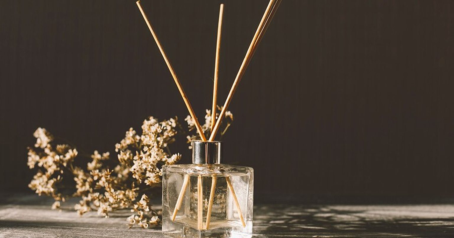 7 Cara Agar Reed Diffuser Bertahan Lama - Blibli Friends