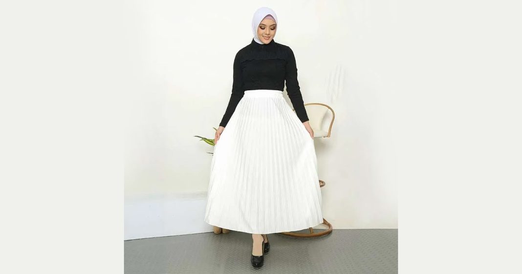 Inspirasi Ootd Rok Plisket Putih Dan Kemeja Yang Bikin Tampilanmu Makin Trendy