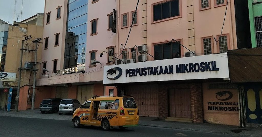 Universitas Mikroskil: Sejarah, Jurusan, Beasiswa Dan Biaya Kuliah ...